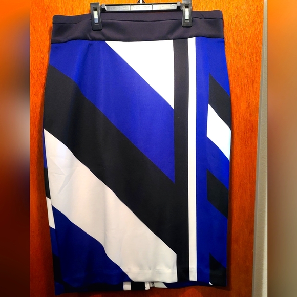 Worthington beautiful color block blue/black& white skirt sz14 midi lenth - Picture 1 of 8